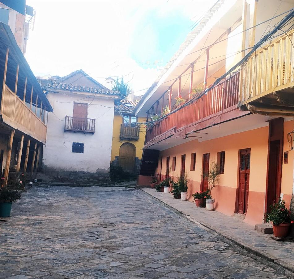 Casa Anais & Nicolas Hostel *