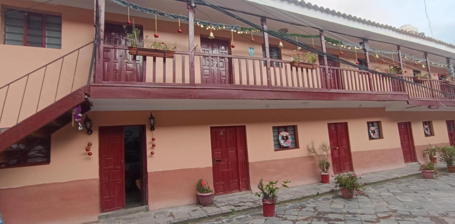 Casa Anais & Nicolas Hostel *